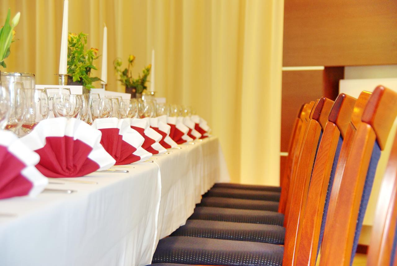 Hotel Jakob Groß-Umstadt Zewnętrze zdjęcie
